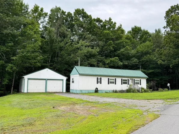 11 Howard Siding Lane, Abbot, ME 04406