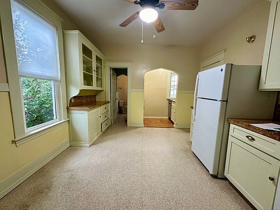 4th image of 3811 NE 7th Ave
