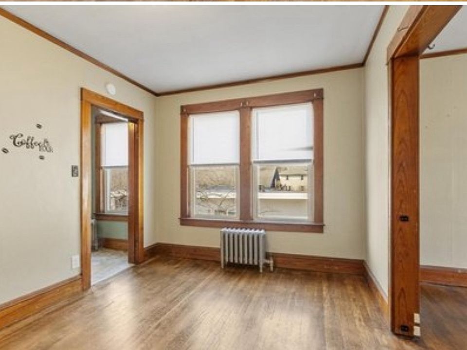 1st image of 230 S Main St Unit 2
