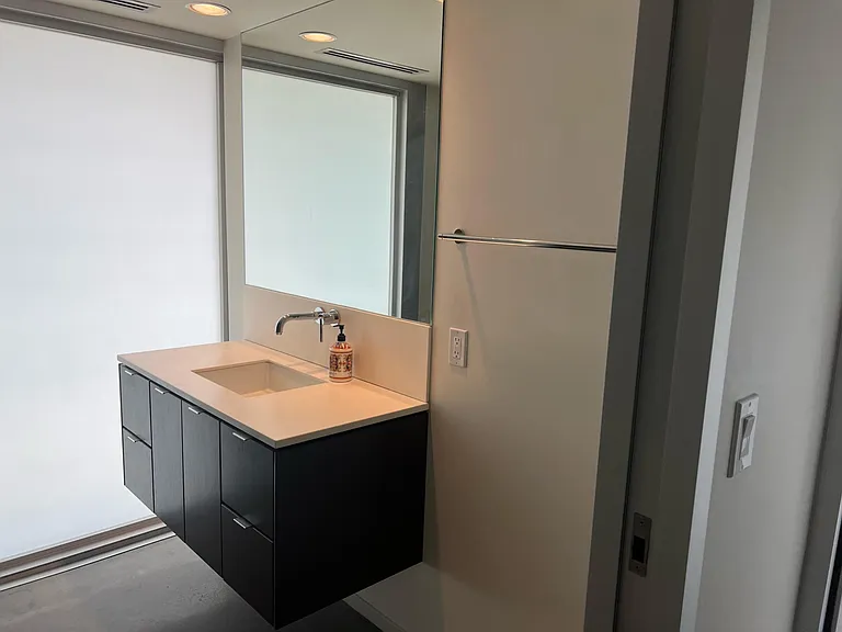 201 E Washington St #1201 — Photo 5