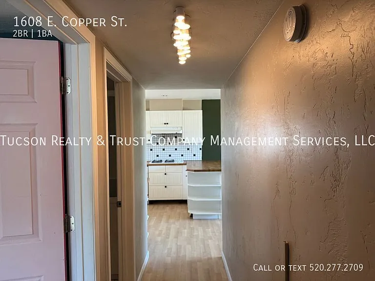 1608 E Copper St — Photo 13