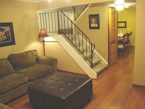 2nd image of 1345 Northampton Ln