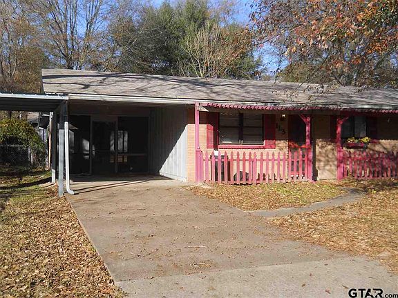 2nd image of 113 Laura St