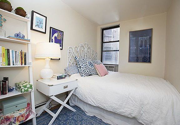 4th image of 144 Sullivan St APT 3
