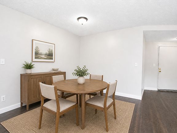 4th image of 277 S Avenue 52 #1