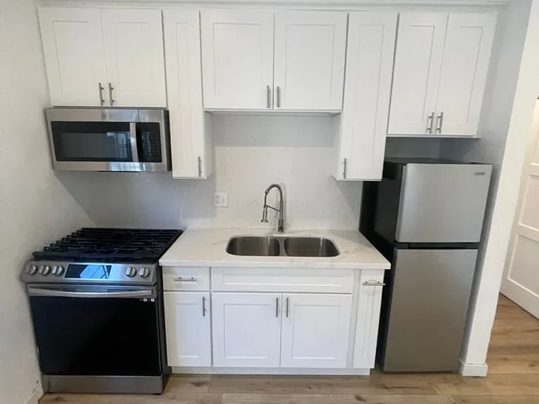 6439 Orange Street — Photo 18