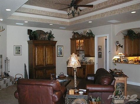 FamilyRoom1