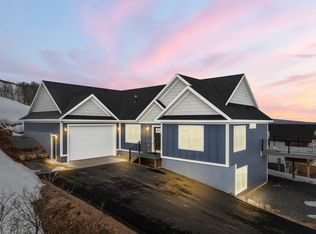 1343 N Trapper Loop, Garden City, UT 84028