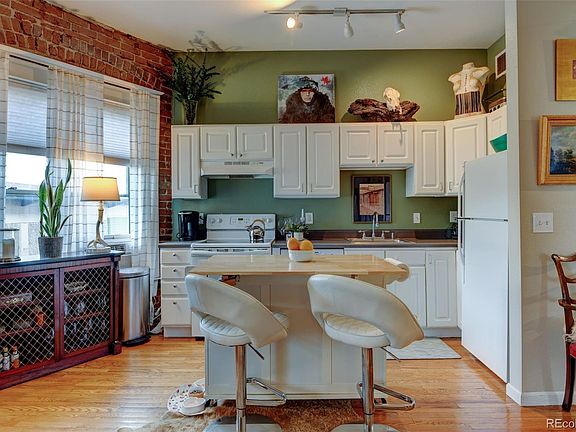 3rd image of 1425 Washington Street #206