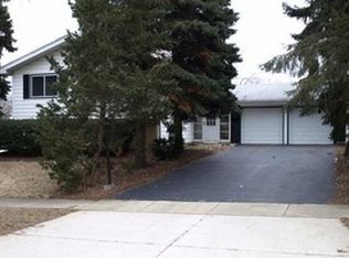 1505 Ashley Rd, Hoffman Estates, IL 60169