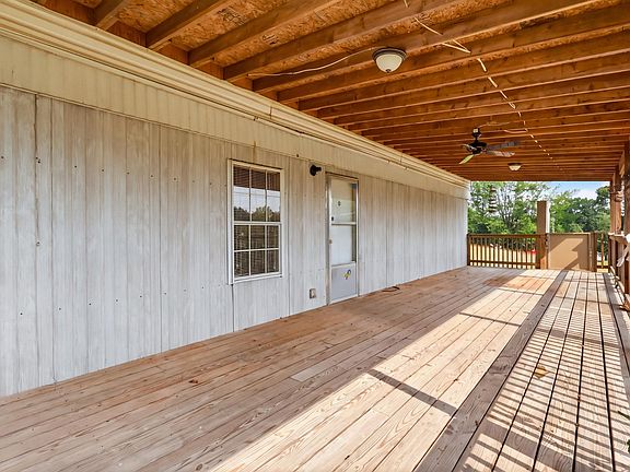 4th image of 1236 Brandy Hollow Rd
