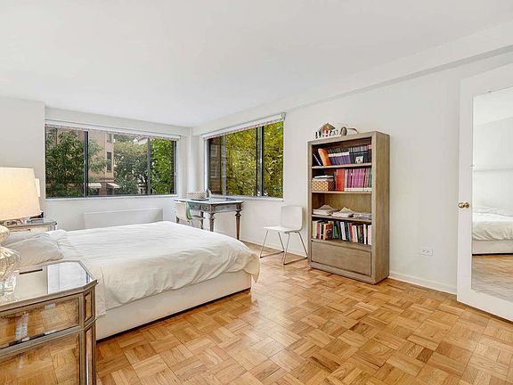 5th image of 40 E 80th St APT 2A