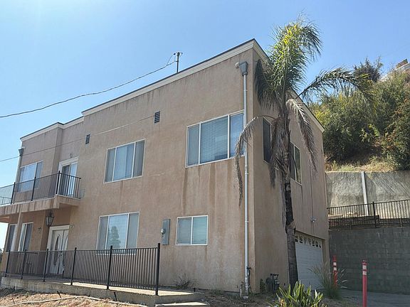 2nd image of 587 Devonwood Rd