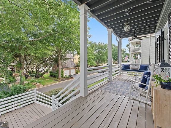 5th image of 311 Waterfront Park Ln