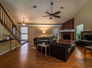 3105 Lee Cir, Pearland, TX 77581