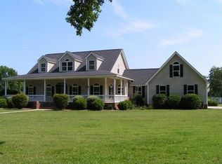 297 Foster Rd, Orangeburg, SC 29115