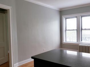 741 Howard St APT 3, Evanston, IL 60202