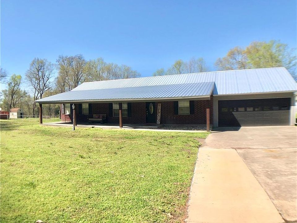 1st image of 305 County Road 1211