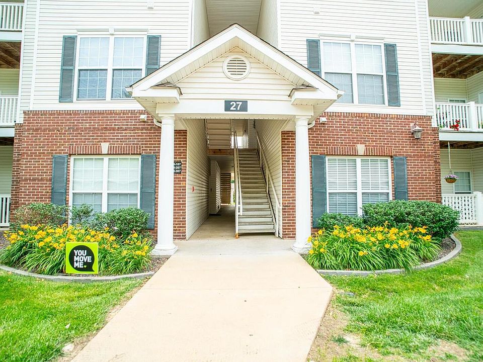 1st image of 27 Kassebaum Ln APT 204