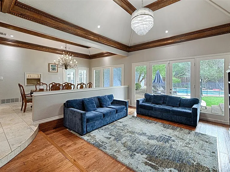 12504 Renoir Ln — Photo 6