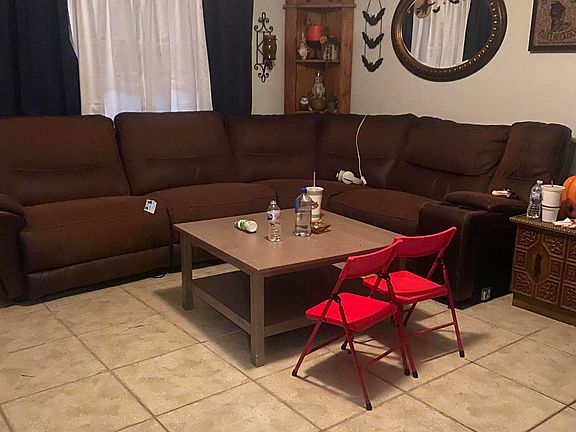 3rd image of 3047 Jennings Avenue #3047-3049
