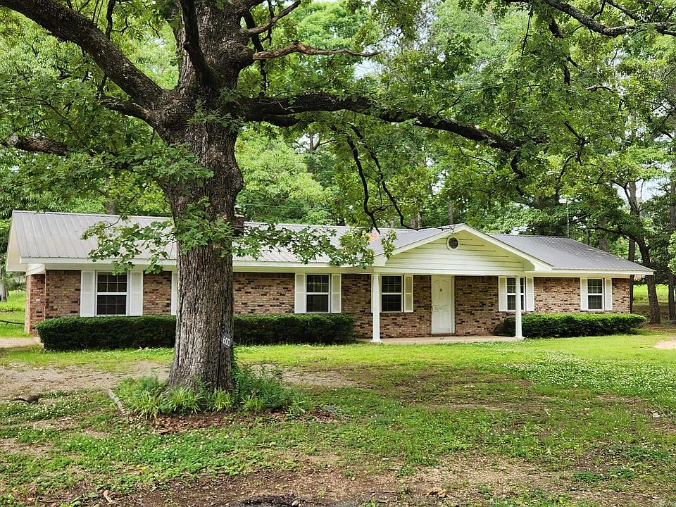 1st image of 600 W Bobbies Cir