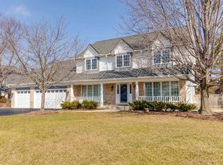 672 Wortham Cir, Mundelein, IL 60060