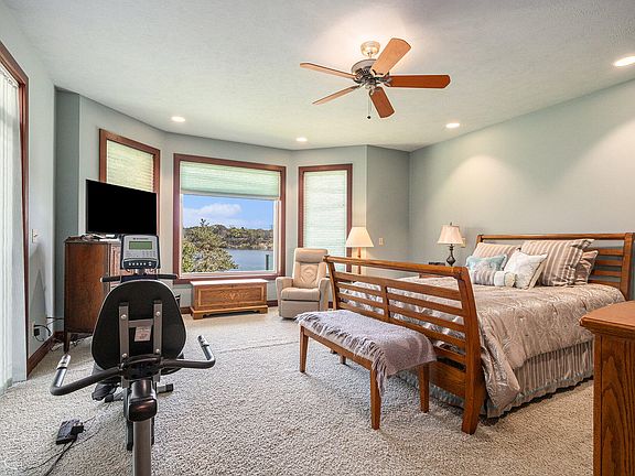 5th image of 10309 S Chapin Ln