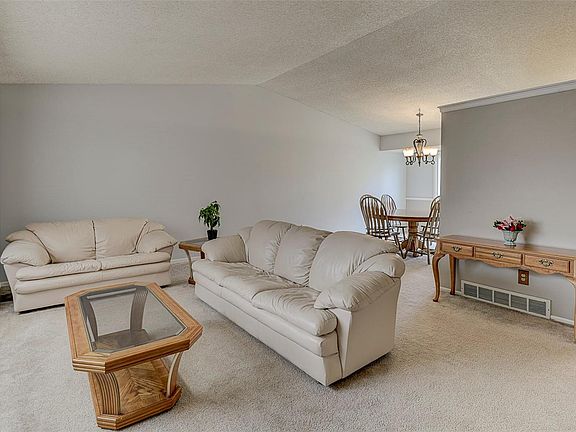 4th image of 6465 Lange Dr