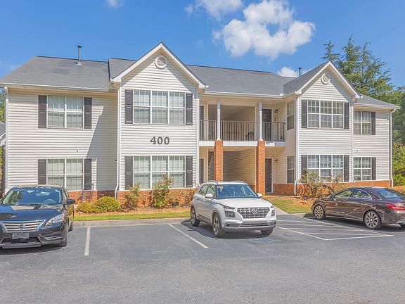 5th image of 200 Clarendon Pl #85B