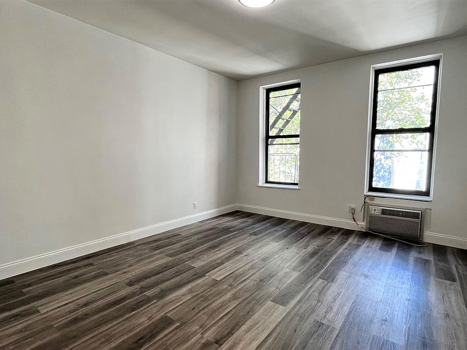 1st image of 247 E 52nd St APT 5C