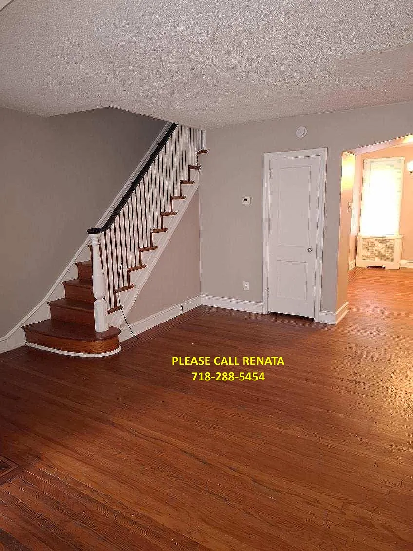 3 bed, 1400 sqft, $1,700 — Photo 1