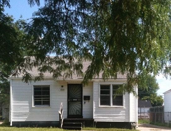1st image of 19301 Woodside St