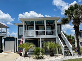 315 N Dogwood Dr, Murrells Inlet, SC 29576