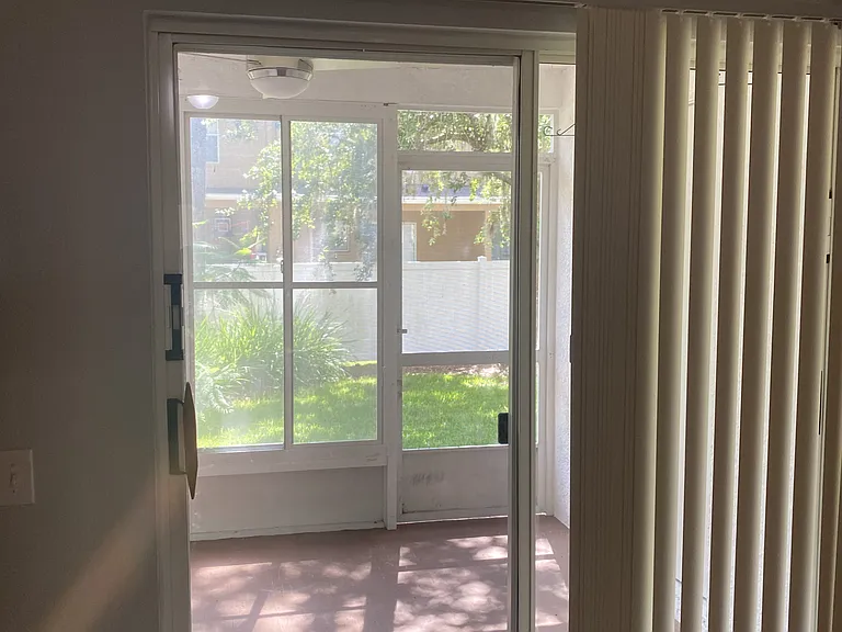 1307 Throckmorton Dr — Photo 48