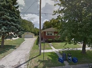 908 23rd St, Rockford, IL 61108