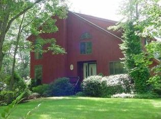 91 Bricketts Mill Rd, Hampstead, NH 03841