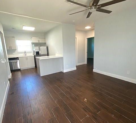 4th image of 736 NW 2nd Ter #0
