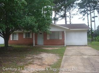 411 Fir St, New Llano, LA 71461