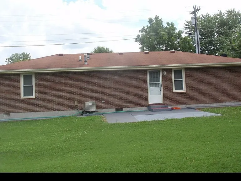 3414 Hermitage Dr — Photo 8