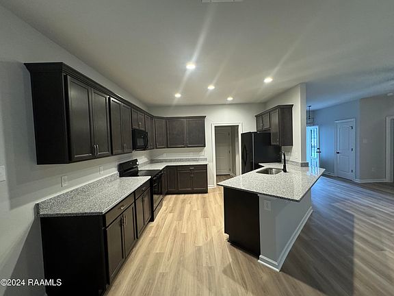 3rd image of 309 Dunwoody Ct