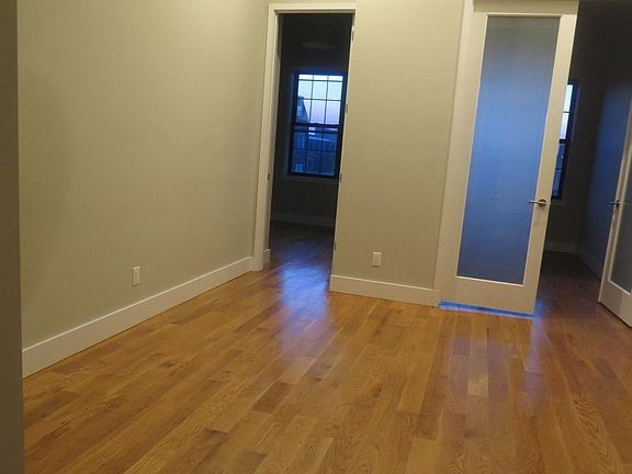 5th image of 188 Noll St APT 3L