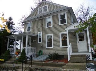 11 Strong Ter, Winsted, CT 06098