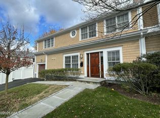 1 Northfield St #B, Greenwich, CT 06830