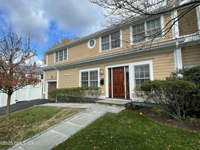 1 Northfield St #B, Greenwich, CT, 06830