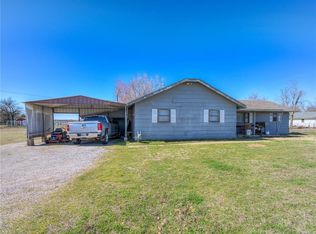 2031 S Harrah Rd, Harrah, OK 73045