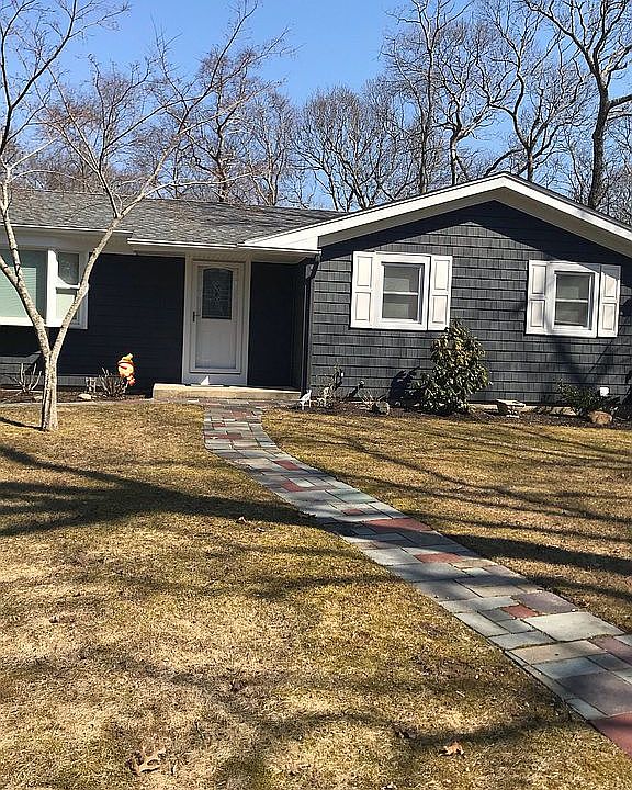 2nd image of 1065 Marlene Ln