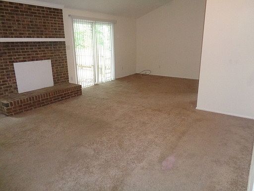 5th image of 7939 Monfreya Ct
