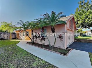 12152 NW 35th Pl, Fort Lauderdale, FL 33323