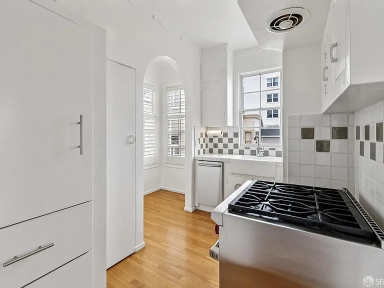 3337 Clay St #5 — Photo 23